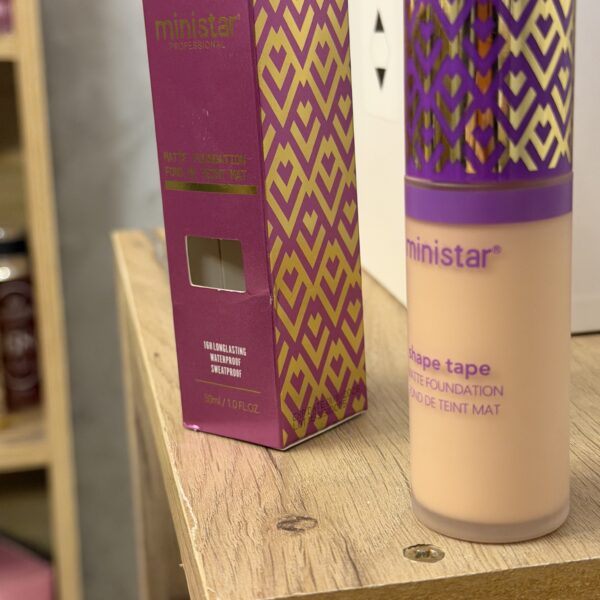 ministar: Shape Tape Matte foundation